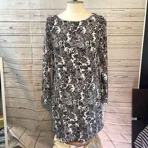 Vestique Boutique black and white paisley print long sleeve dress size large